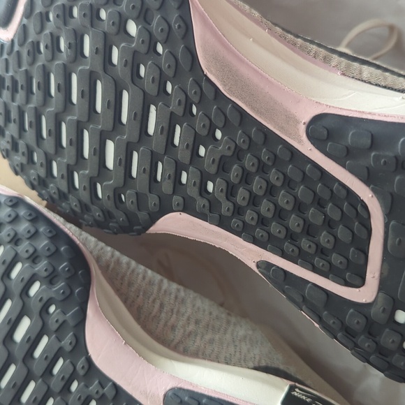 Nike ZOOMX Invincible Run FK, 9.5 Women's - Picture 4 of 9